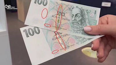 Alte und neue Banknoten mit Sicherheitsmerkmalen