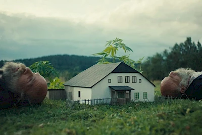 Zum Film "Raději zešílet v divočině"
